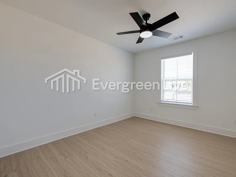 4093 McSwain Cv — Photo 14