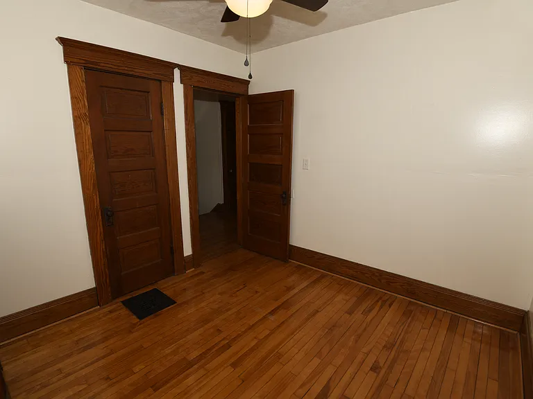 531 Tennyson Ave — Photo 26