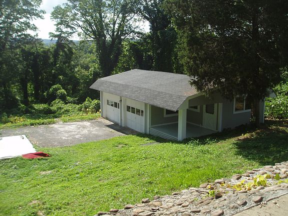 5th image of 119 Mundy Dr