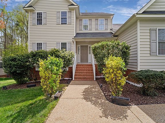 5th image of 216 Pilgrim Ln