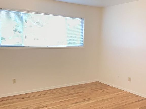 5th image of 5146 SE Ramona St #6491134