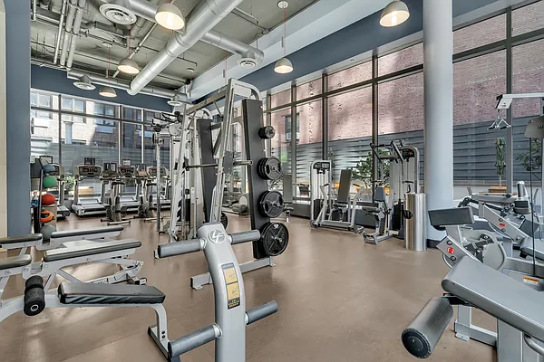 Rented by Tower 31 Leasing Office | media 21