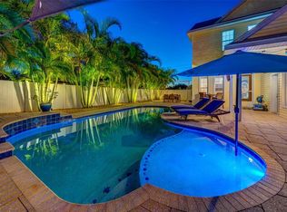 616 N Florida Ave, Tarpon Springs, FL 34689