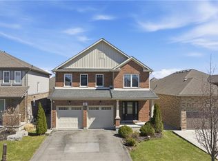 28 Silverwood Ave, Welland, ON