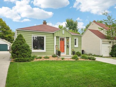 7710 Livingston AVENUE, Wauwatosa, WI, 53213