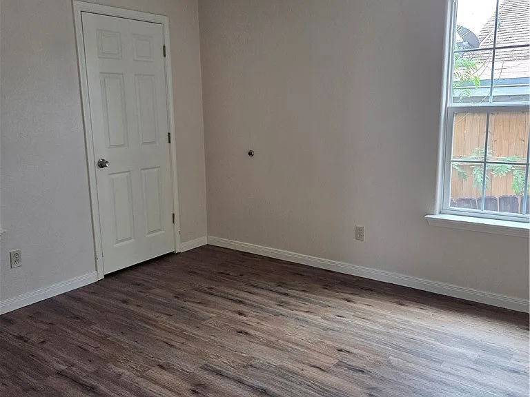 2532 Milo St — Photo 5