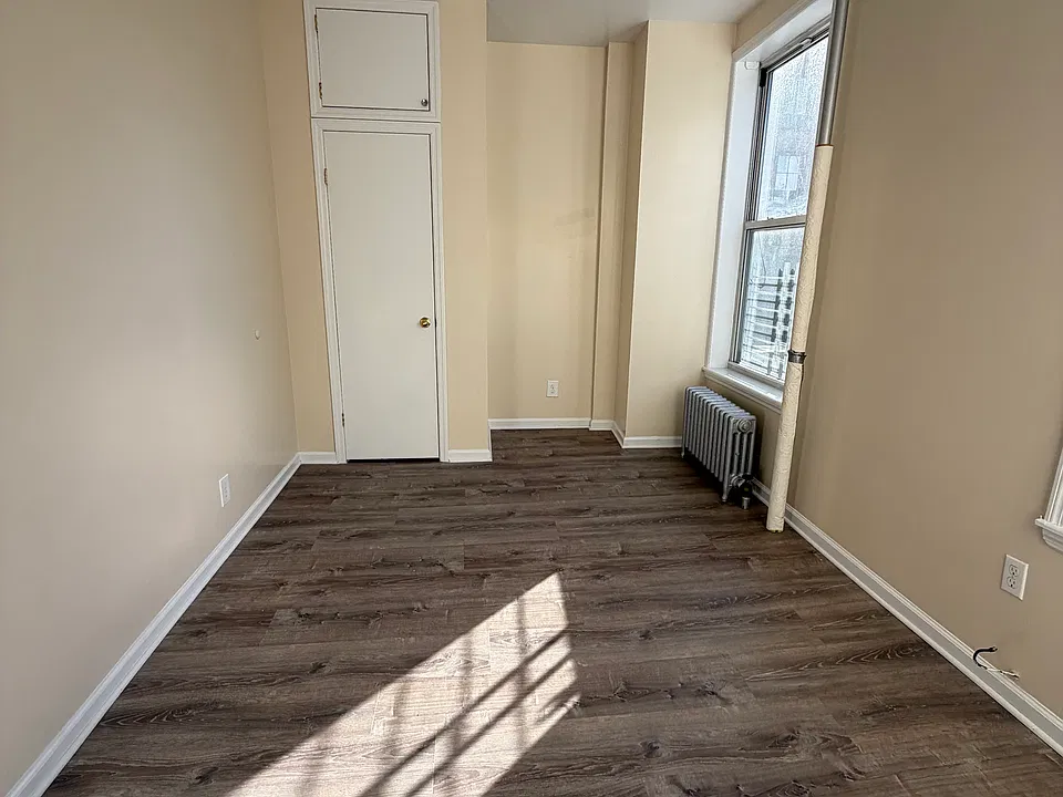 772 Grand St #1R