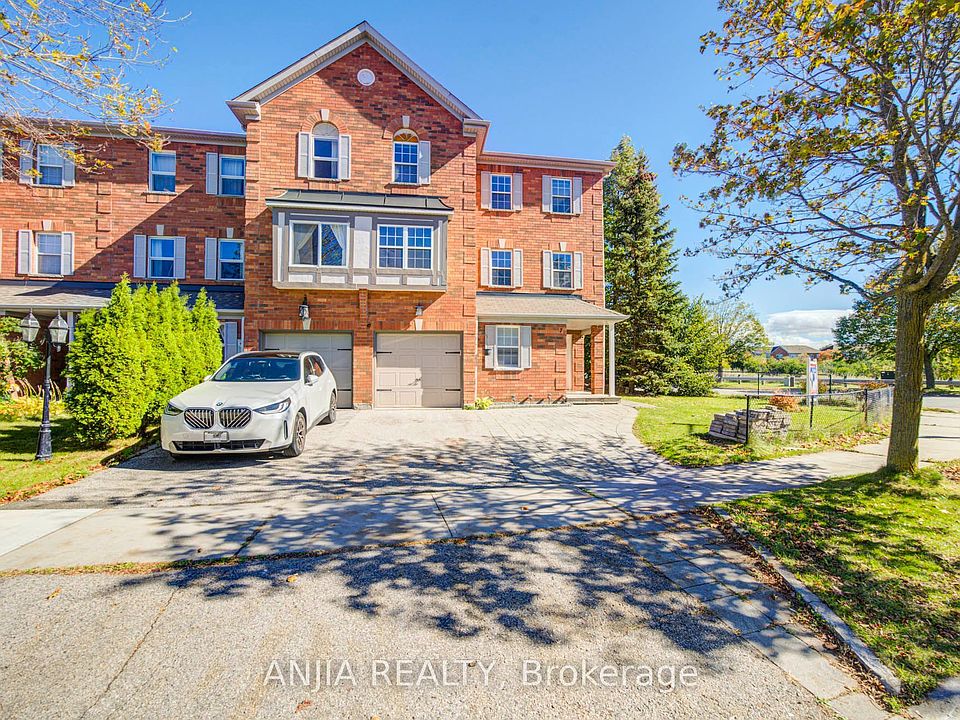 1st image of 7 Hawtin Ln
