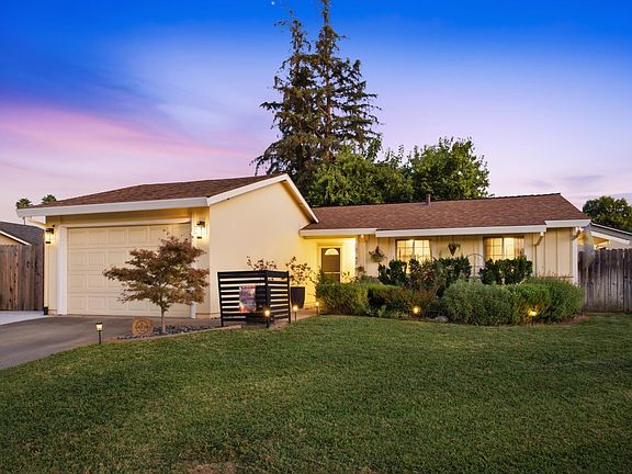 3rd image of 5742 Lorella Way