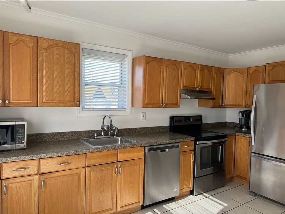 2nd image of 235 Evergreen Ave