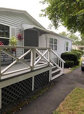 2nd image of 117 Lima Dr