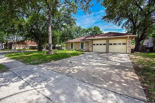 13430 Piney Oaks Dr Photo 1