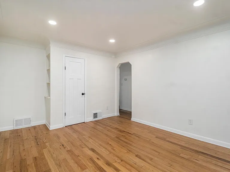7281 Rockdale St — Photo 7