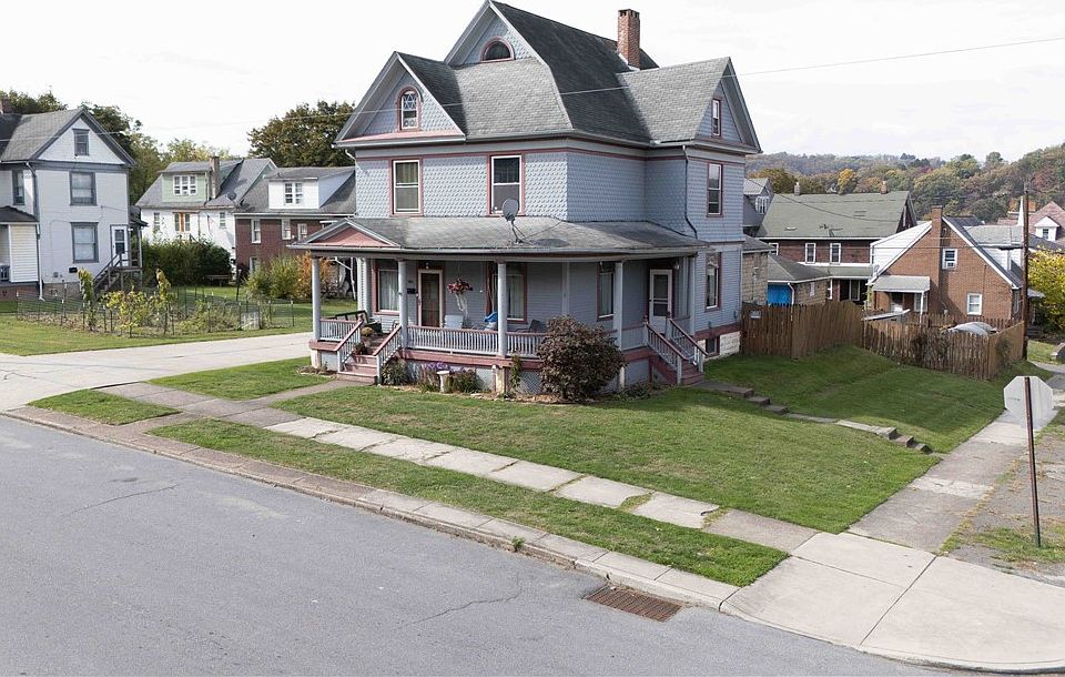 1st image of 705 Cypress Ave