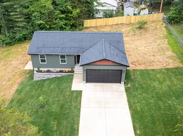 9339 Skyline Dr, Bonne Terre, MO 63628