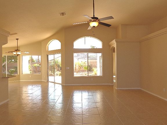 5th image of 2554 Sundown Cir