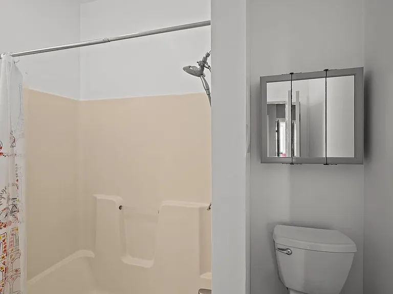 110 N Church St — Photo 15