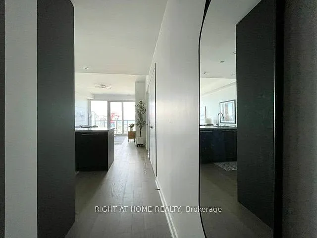 488 University Ave #4106 — Photo 24