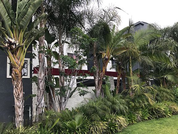 2nd image of 5011 Monte Vista St
