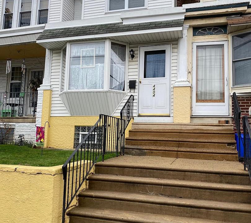 1st image of 4404 Devereaux St
