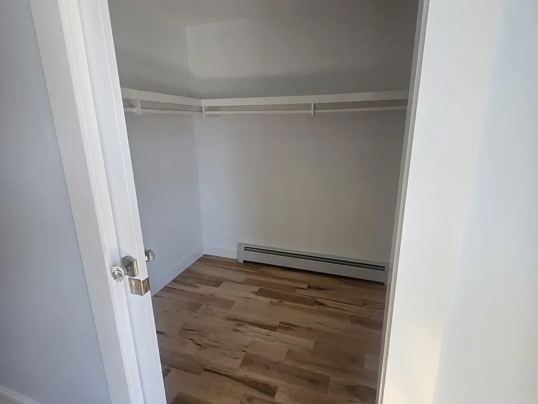 21 Juniper St — Photo 16