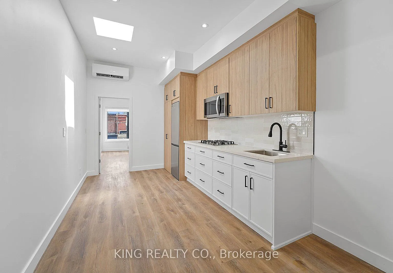 1 bed, $2,100 — Photo 2
