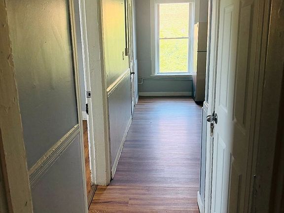 4th image of 3275 6th Ave APT 3