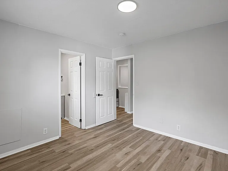 4009 Eunice St SW — Photo 6
