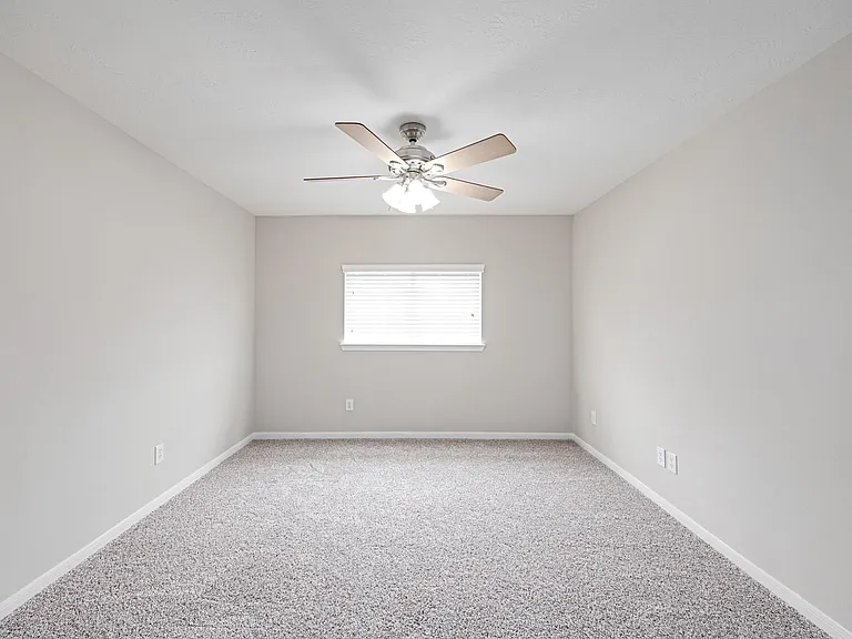 6118 Pine Lakes Dr — Photo 19