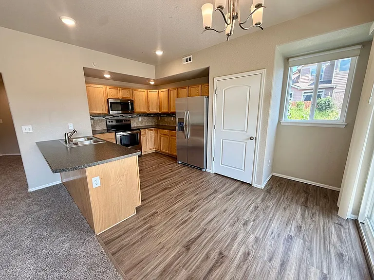 5551 W 29th St #3711 — Photo 3