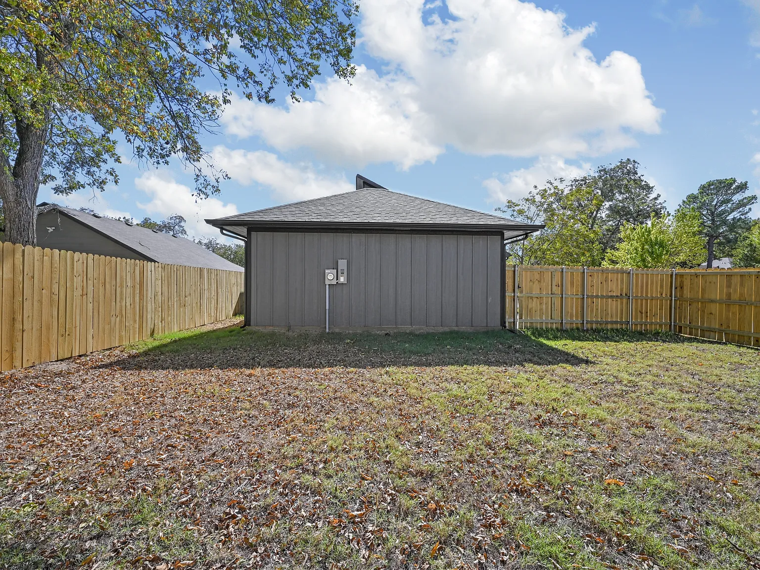 527 West Walker Street, Denison TX 7502 — Photo 4