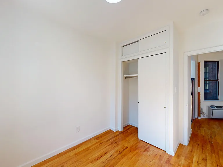 417 E 65th St #22 — Photo 8