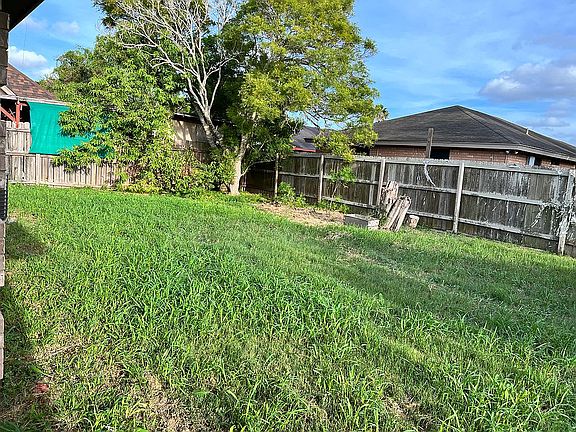 3rd image of 1516 Codorniz Dr