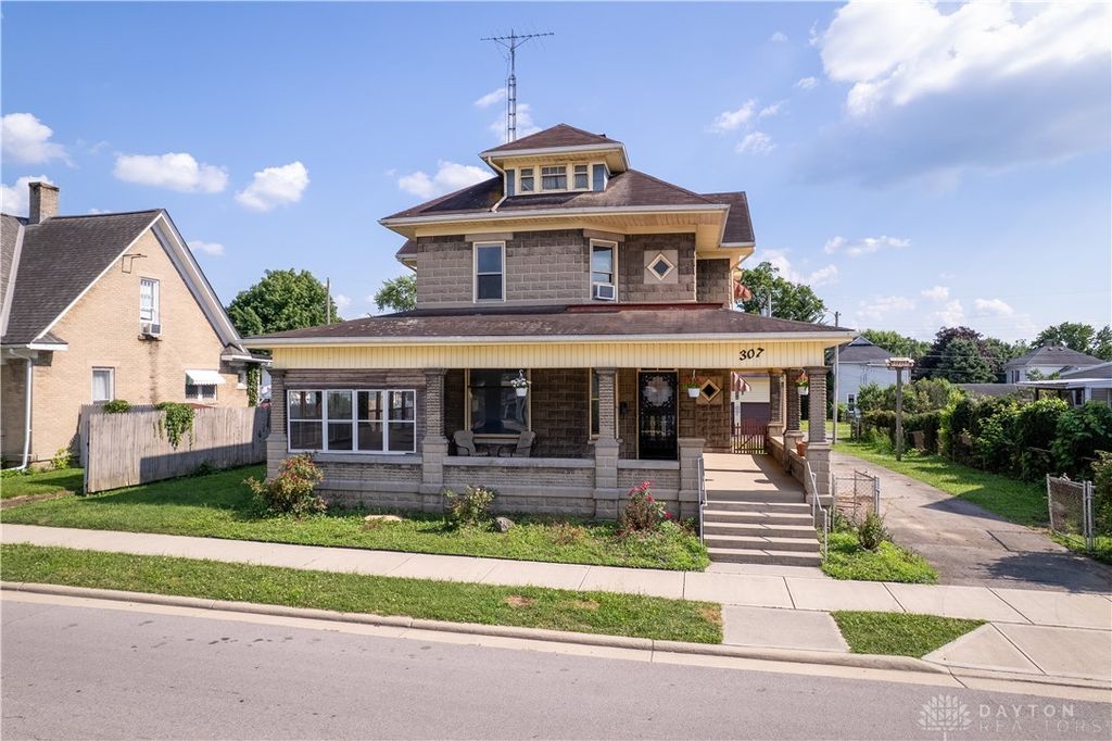 Real estate listing image