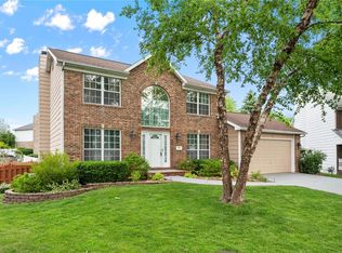 302 Thorne Creek Ct, O Fallon, IL 62269