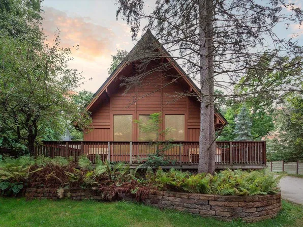 423 Upper Horseshoe DRIVE, Twin Lakes, WI 53181