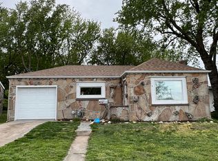 2247 N Kansas Ave, Springfield, MO 65803