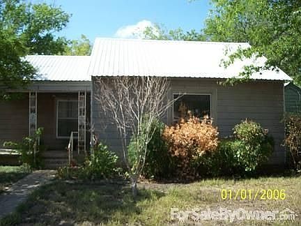 3rd image of 2307 Dartmore St