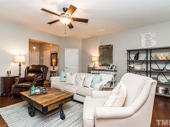 5th image of 116 Tuftin Dr