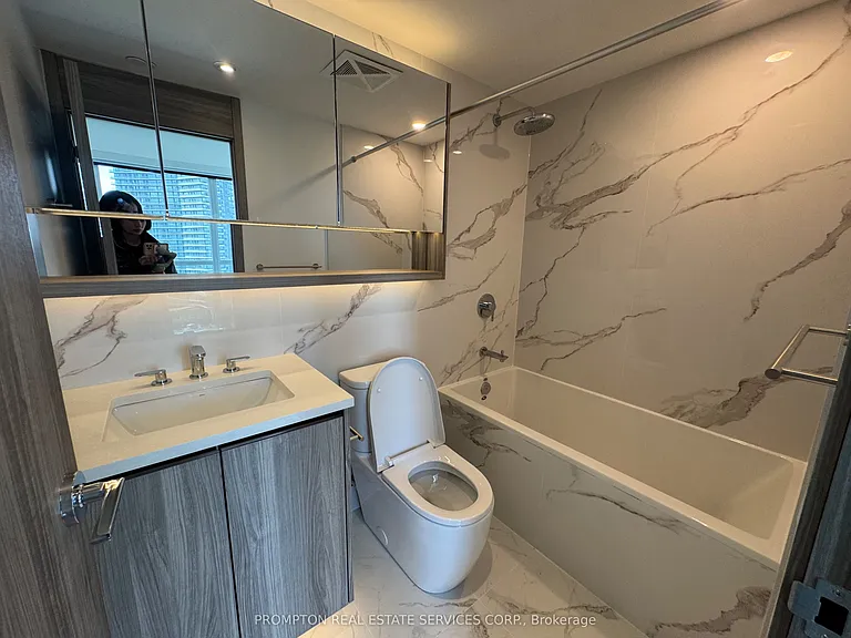 18 Esther Shiner Blvd #1115 — Photo 17
