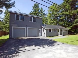 8 Adams Post Rd, Raymond, ME 04071