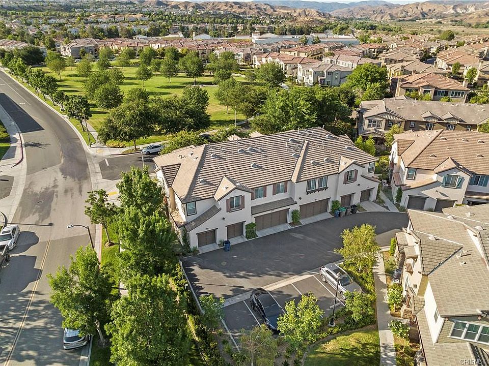 1st image of 28669 Pietro Dr