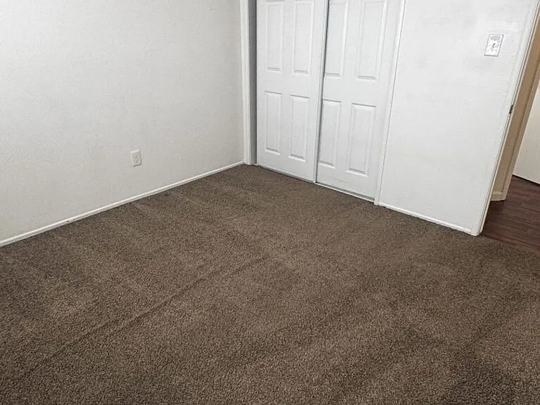 425 S 3rd Ave #A — Photo 8