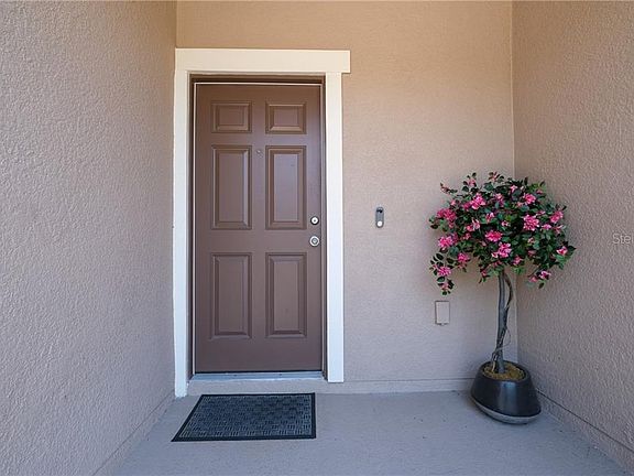 4th image of 1262 Grantham Dr