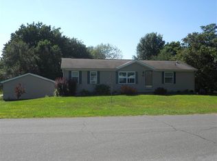 724 S Dixie Dr, North Webster, IN