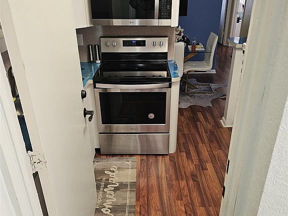 5th image of 2260 NE 67th St APT 1731