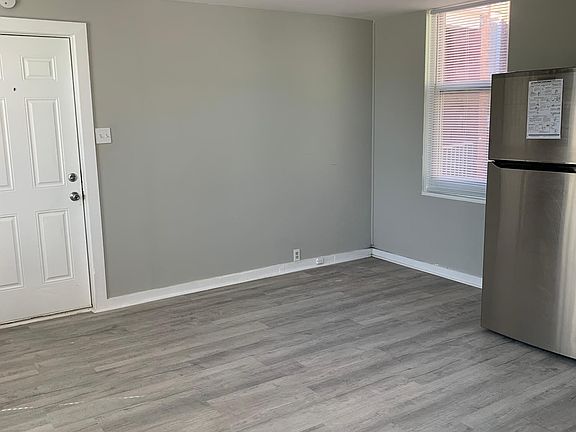4th image of 2732 S Jefferson Ave APT 1F