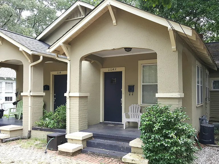 1114 Russell Street — Photo 1