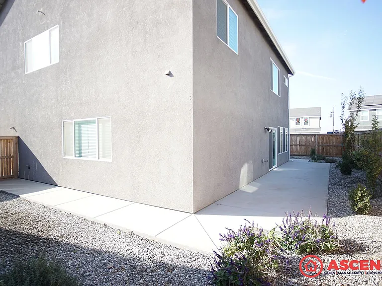 9000 Lily Crest Way — Photo 20