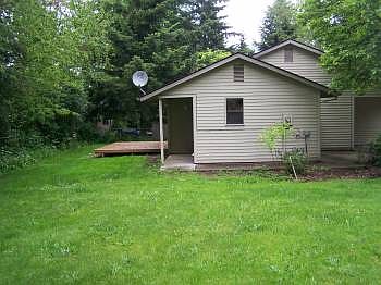 2nd image of 10470 SW Grant Ct